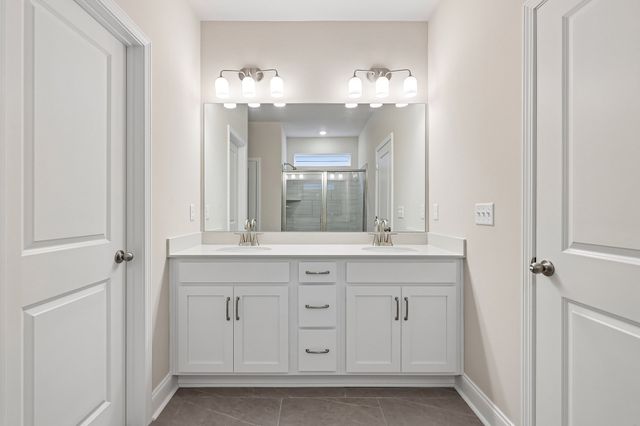 233 Jasmine Way, La Vergne, TN 37086