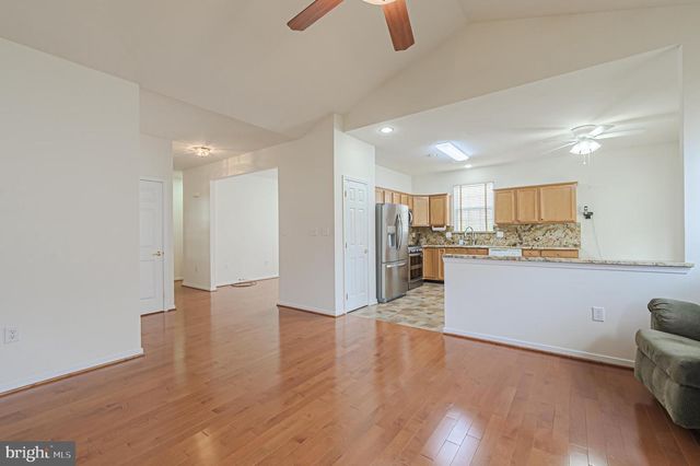 607 HIDDEN OAKS DR, Woodbury, NJ 08096