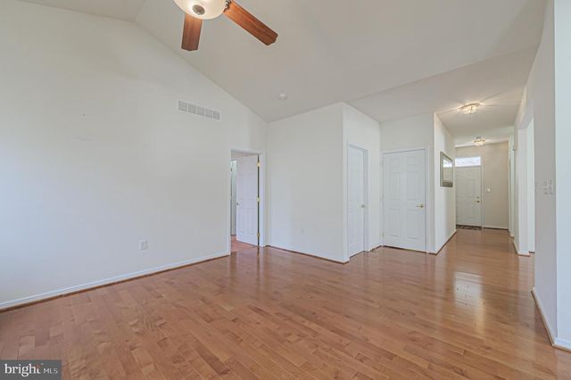 607 HIDDEN OAKS DR, Woodbury, NJ 08096