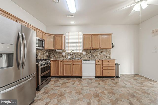 607 HIDDEN OAKS DR, Woodbury, NJ 08096