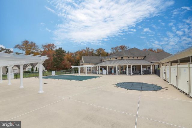 607 HIDDEN OAKS DR, Woodbury, NJ 08096