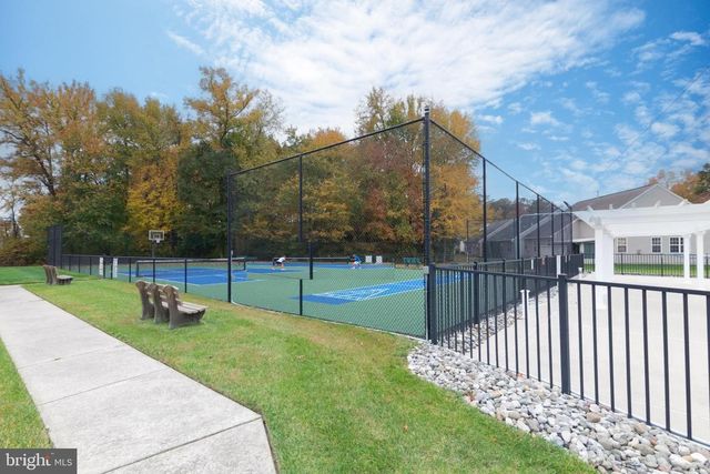 607 HIDDEN OAKS DR, Woodbury, NJ 08096