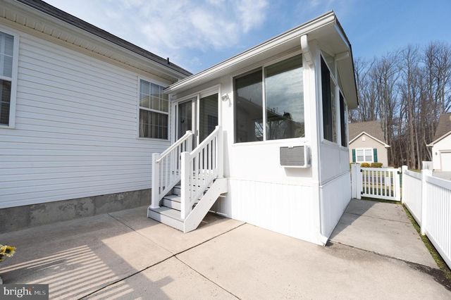 607 HIDDEN OAKS DR, Woodbury, NJ 08096