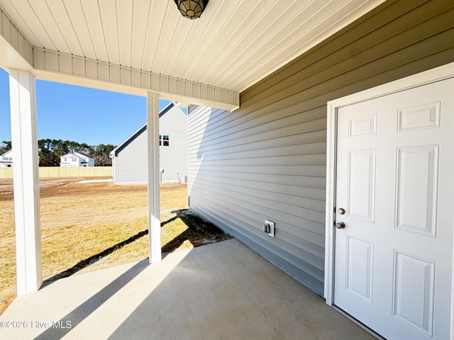 765 Aria Lane, Hubert, NC 28539