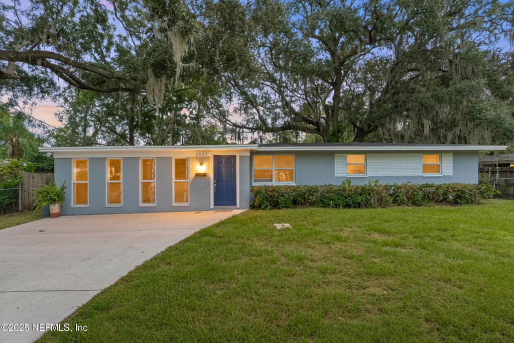 5533 TAMPICO Road, Jacksonville, FL 32244