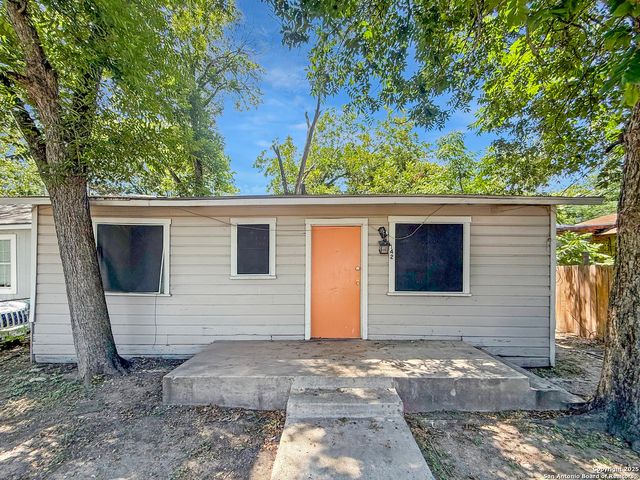142 Eross, San Antonio, TX 78202