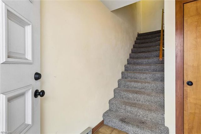 2100 E Ocean View Ave Apt 20, Norfolk, VA 23518