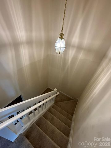 16875 Greenlawn Hills Court, Charlotte, NC 28213