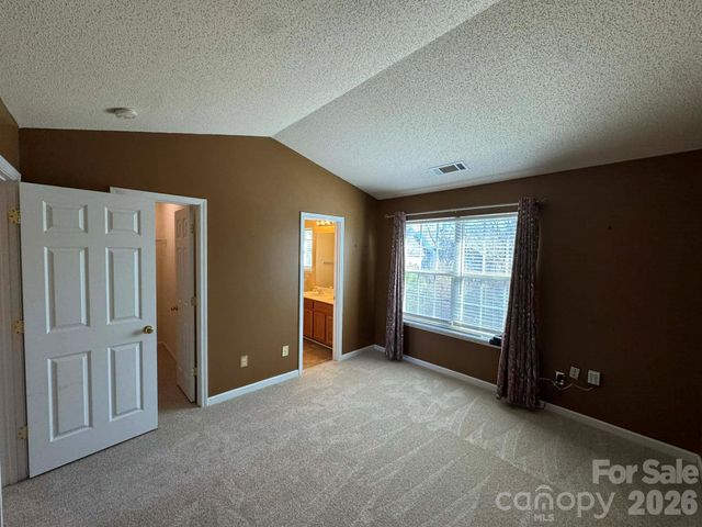 16875 Greenlawn Hills Court, Charlotte, NC 28213