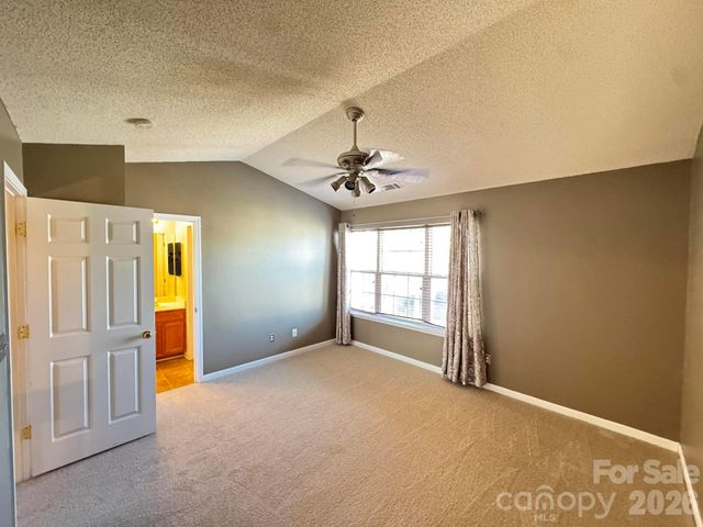 16875 Greenlawn Hills Court, Charlotte, NC 28213