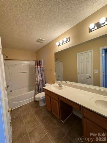 16875 Greenlawn Hills Court, Charlotte, NC 28213