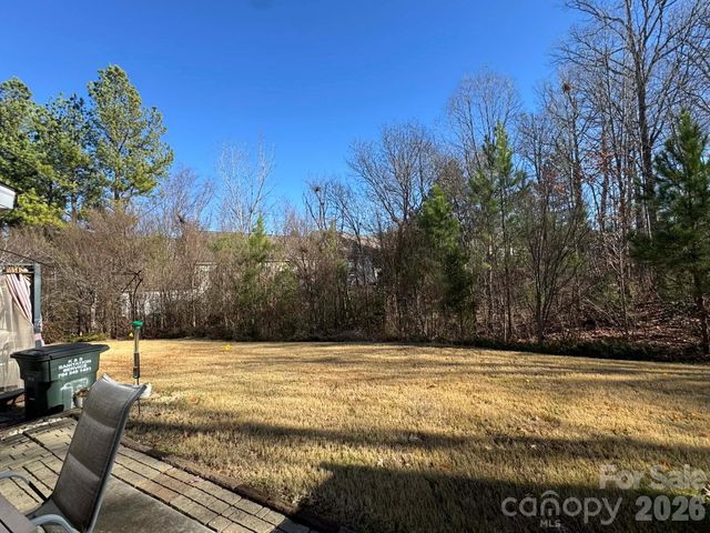 16875 Greenlawn Hills Court, Charlotte, NC 28213