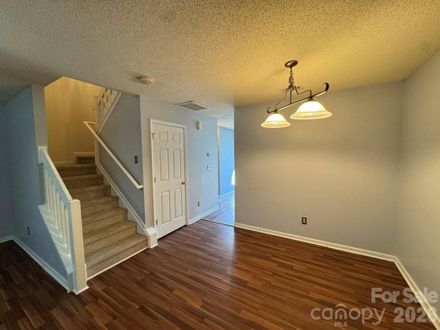 16875 Greenlawn Hills Court, Charlotte, NC 28213