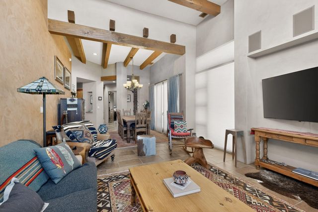 6236 Ghost Flower Trail NE, Albuquerque, NM 87111