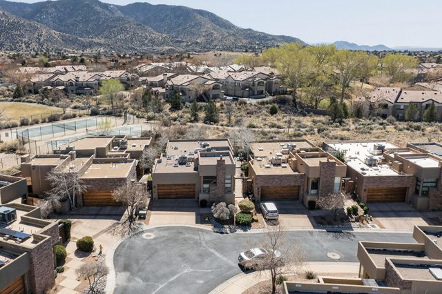 6236 Ghost Flower Trail NE, Albuquerque, NM 87111