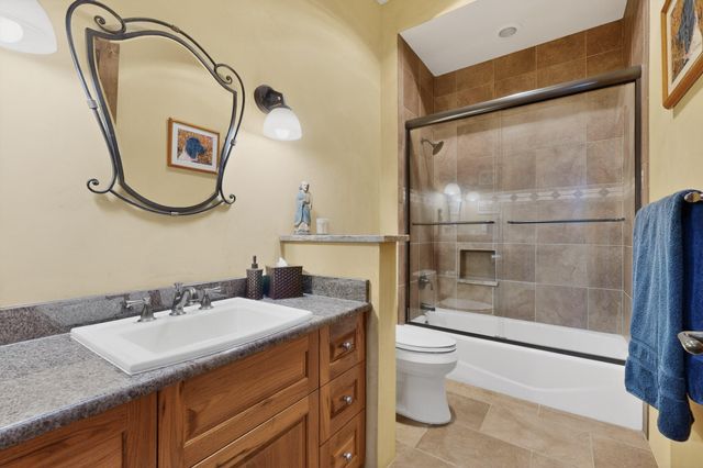 6236 Ghost Flower Trail NE, Albuquerque, NM 87111