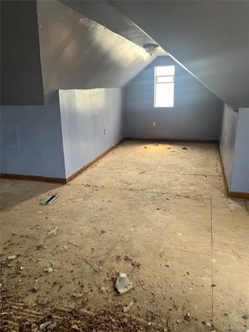 9803 Nottingham Road, Detroit, MI 48224