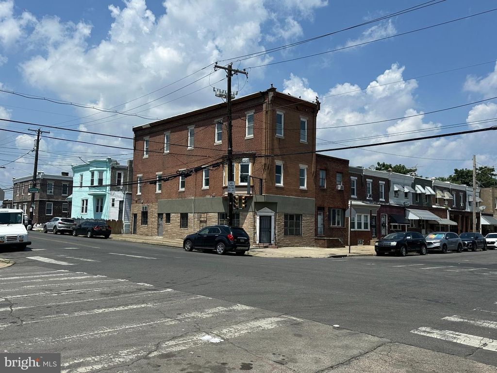 6171 GRAYS AVE, PHILADELPHIA, PA 19142 — exterior