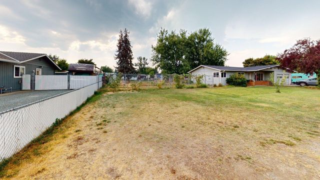 1634 Medart Lane, Grants Pass, OR 97527
