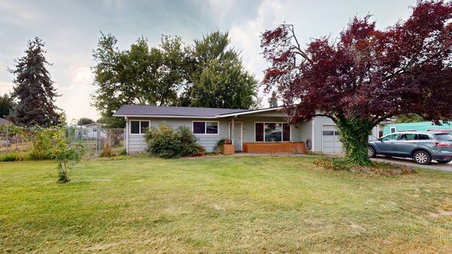 1634 Medart Lane, Grants Pass, OR 97527