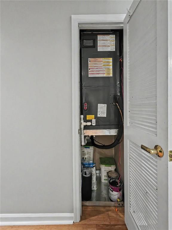 Image 32 of property listing at 1800 Clairmont Lake A314, Decatur, GA 30033