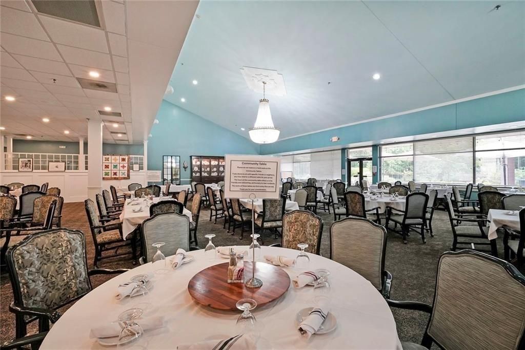 Image 34 of property listing at 1800 Clairmont Lake A314, Decatur, GA 30033