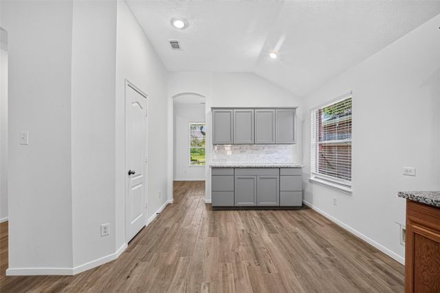 10627 Saratoga Square, Missouri City, TX 77459