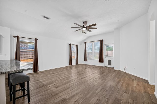 10627 Saratoga Square, Missouri City, TX 77459