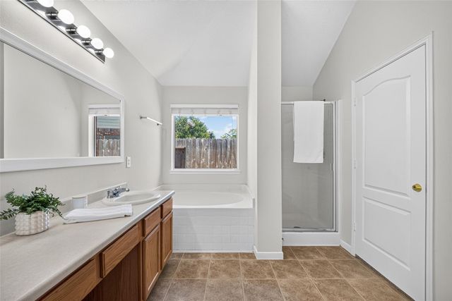 10627 Saratoga Square, Missouri City, TX 77459