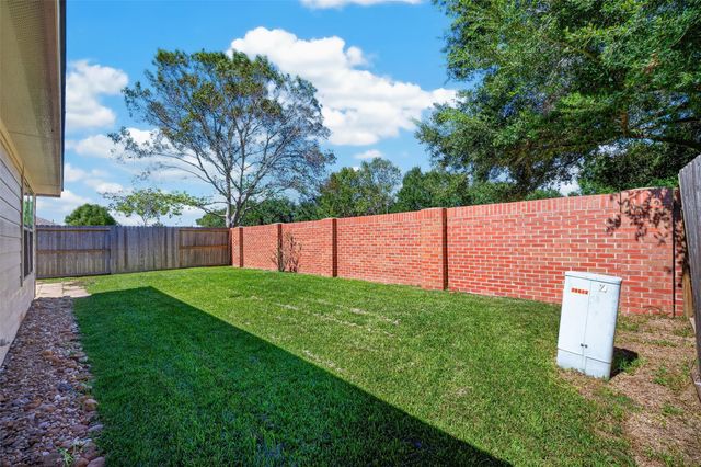 10627 Saratoga Square, Missouri City, TX 77459