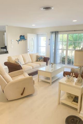 109 ARLINGTON COURT NE, Port Charlotte, FL 33952