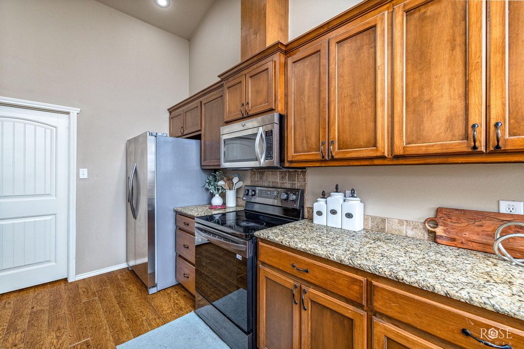 Image 10 of property listing at 5049 Windwood Drive, San Angelo, TX 76904