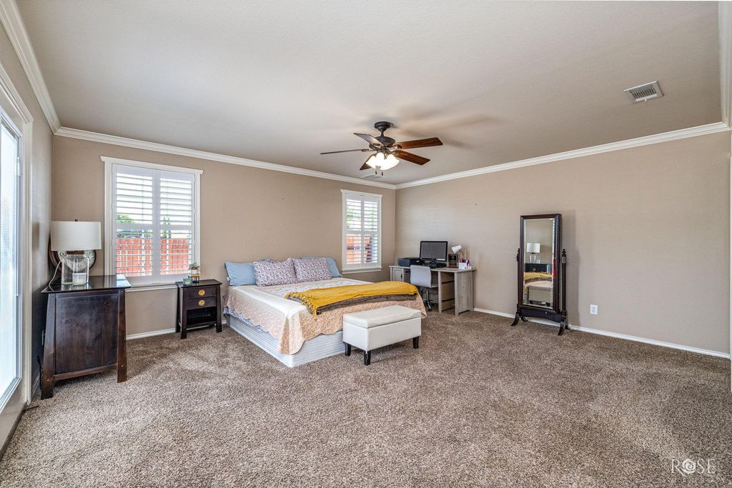 Image 12 of property listing at 5049 Windwood Drive, San Angelo, TX 76904