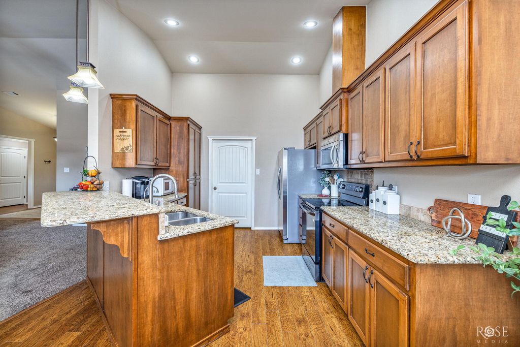 Image 9 of property listing at 5049 Windwood Drive, San Angelo, TX 76904