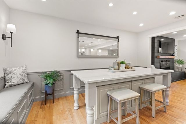 21 Buckingham Drive, Reading, MA 01867