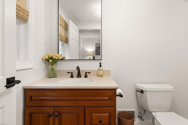21 Buckingham Drive, Reading, MA 01867