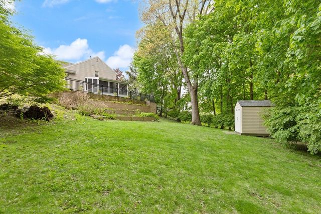 21 Buckingham Drive, Reading, MA 01867