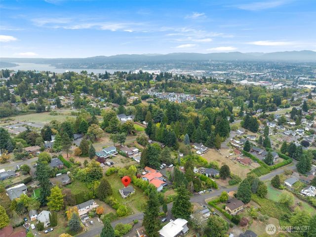 7652 S 135th Street, Seattle, WA 98178