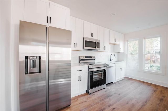 81 Clay SE Street, Atlanta, GA 30317