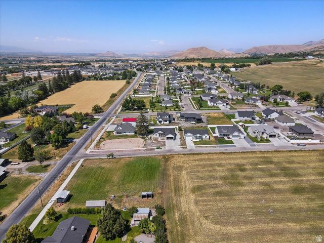 328 E 300 N, Richmond, UT 84333