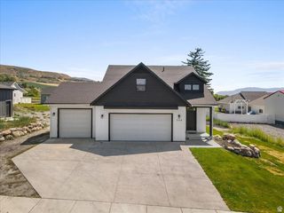 328 E 300 N, Richmond, UT 84333
