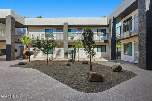 3738 E MCDOWELL Road 118, Phoenix, AZ 85008