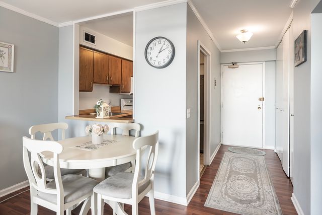 5415 N Sheridan Road 1015, Chicago, IL 60640