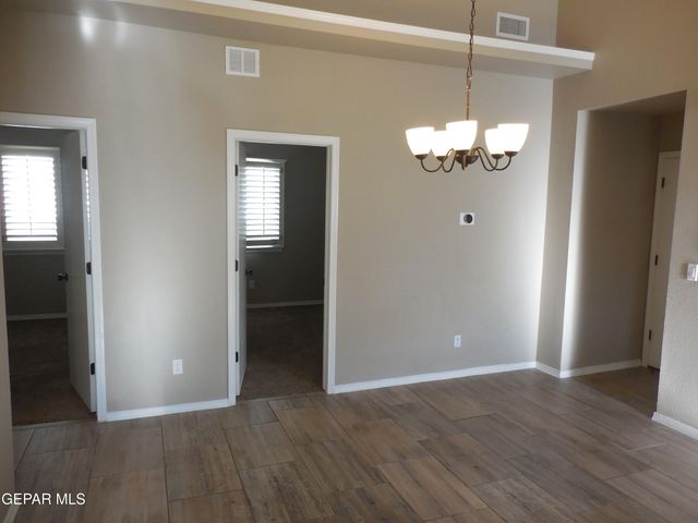 917 Jimson Weed Drive, Socorro, TX 79927