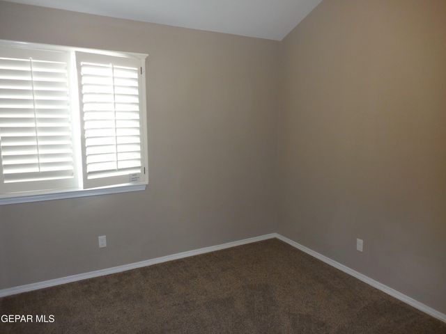 917 Jimson Weed Drive, Socorro, TX 79927