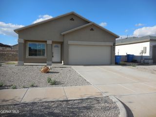 917 Jimson Weed Drive, Socorro, TX 79927