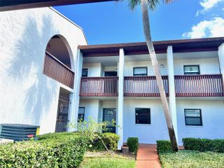 7623 RADCLIFFE CIRCLE 211A, Port Richey, FL 34668