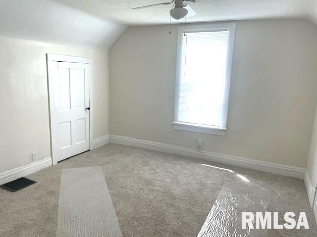 930 N 8TH Street, Springfield, IL 62702