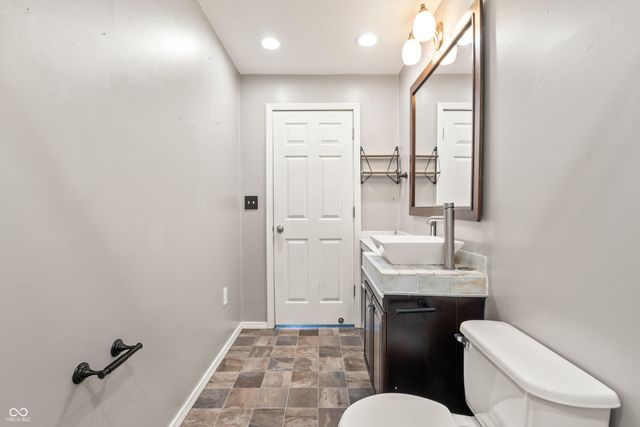 2301 Porter Street, Indianapolis, IN 46231