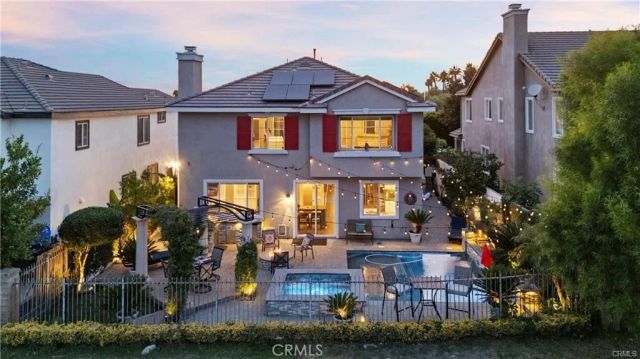 6031 Medinah St, Fontana, CA 92336